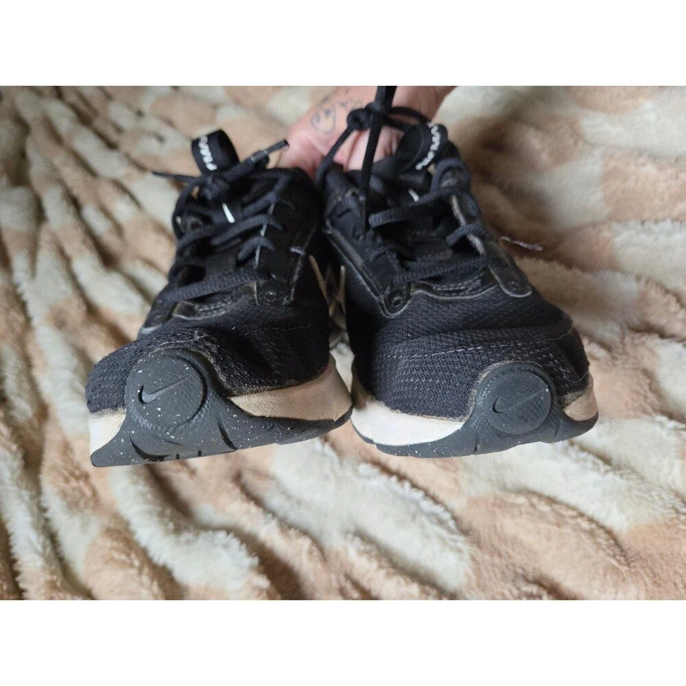 Nike boys air